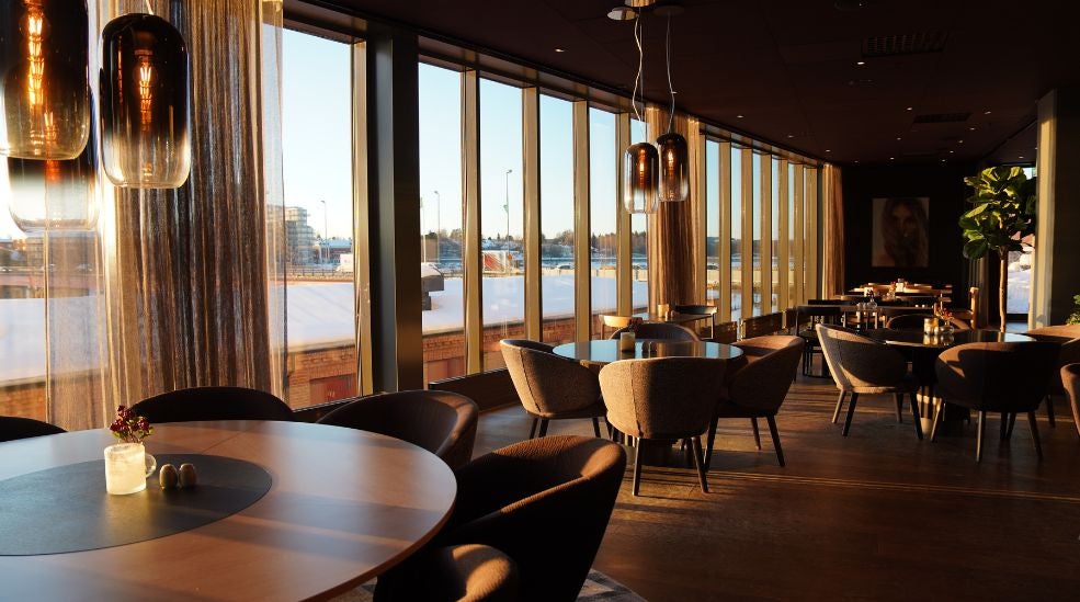 Middag, hotell og frokost