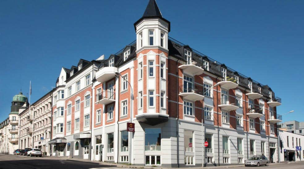 Fasaden på Clarion Collection Hotel Grand Gjøvik