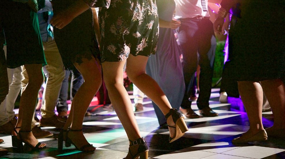 Dansefest med Contiki